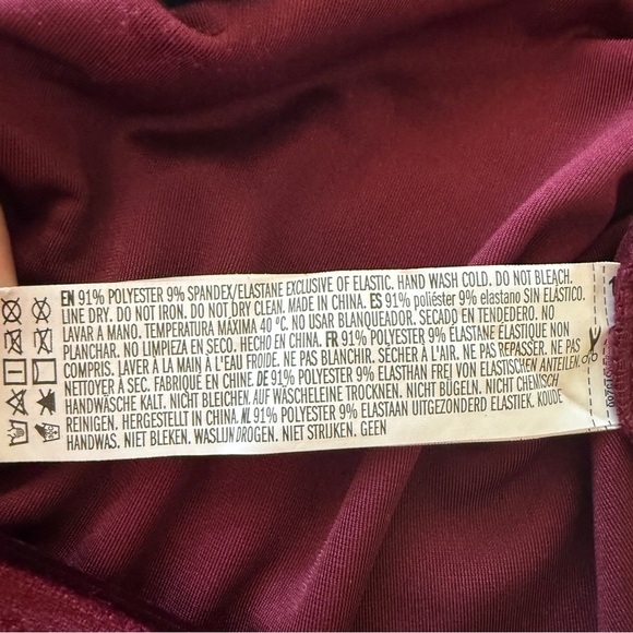 Forever 21 Velvet Gothic Tube Top Burgundy Jr Size Medium No Slip Vamp Goth Glam - Picture 10 of 10